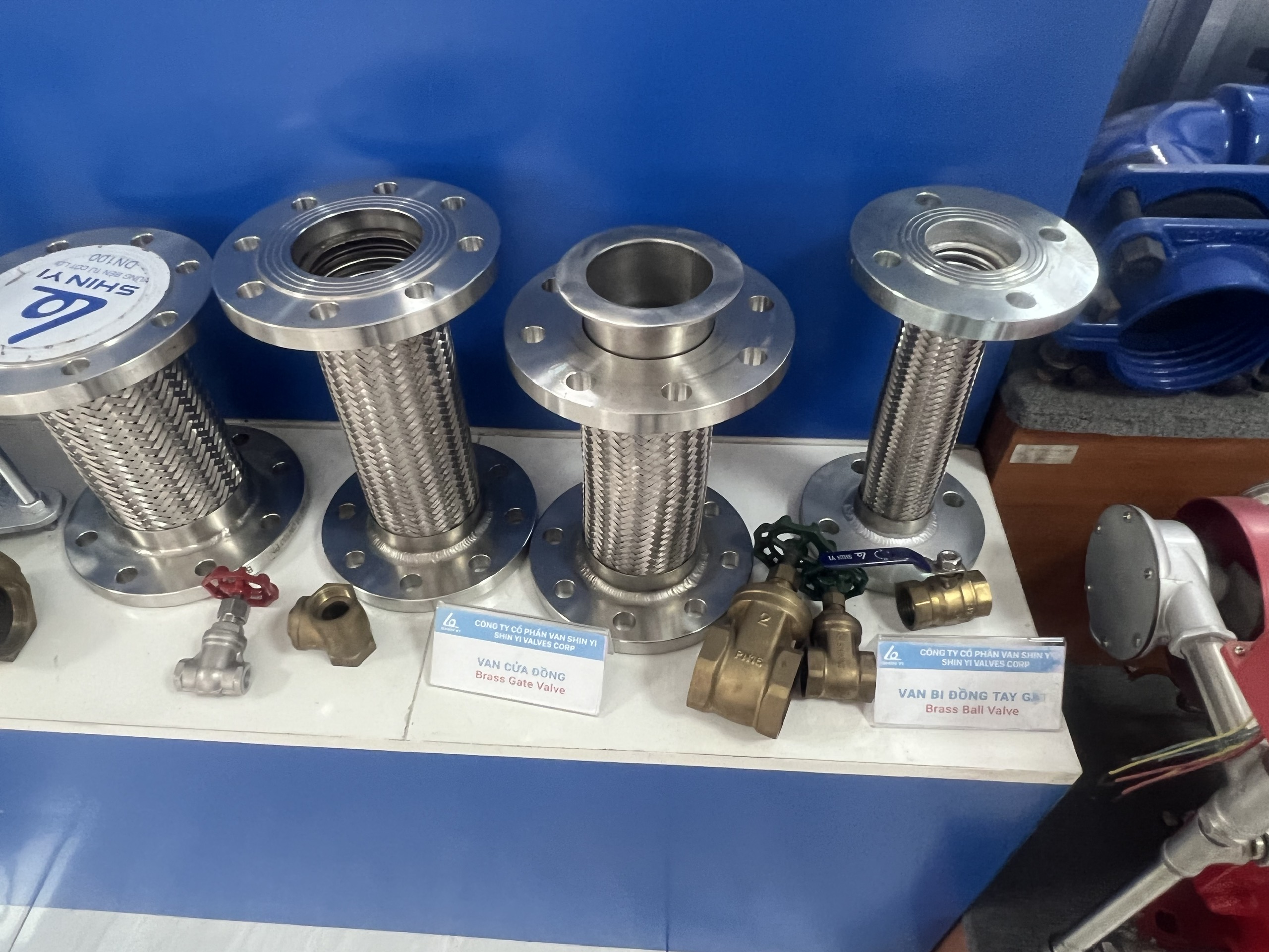 Samples shelf 5.jpg
